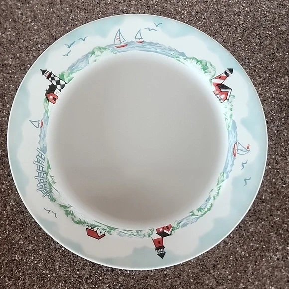 Set of 4, Corelle Outer Banks Lighthouse, Dinner Plates. Made In USA. - Picture 2 of 10
